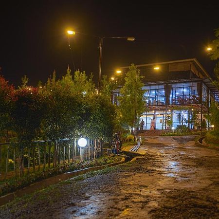 Miracle Signature Hills Ciater Exterior photo