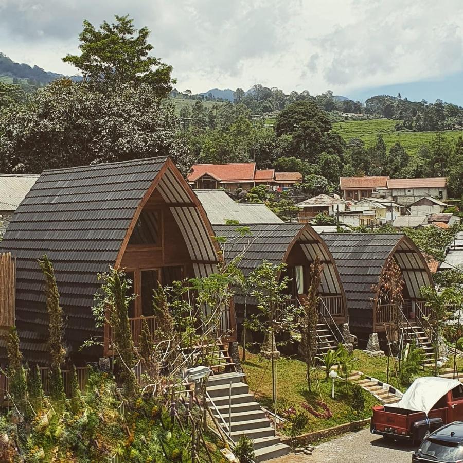 Miracle Signature Hills Ciater Exterior photo