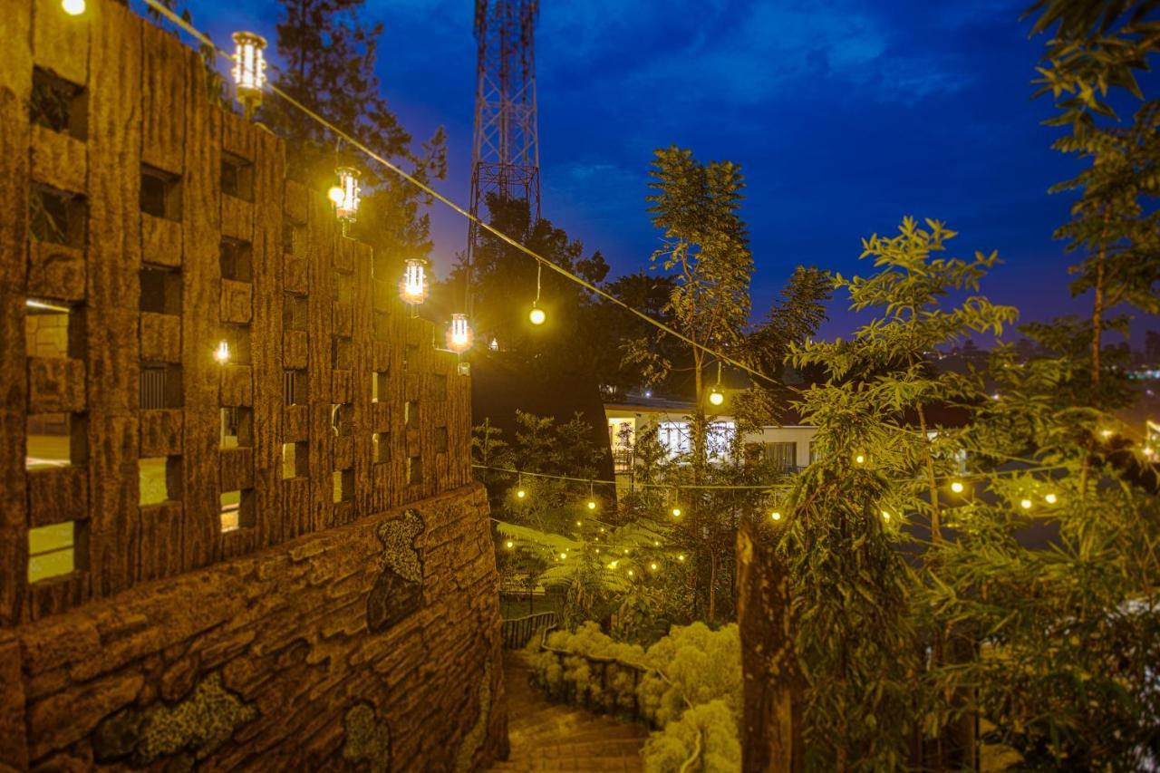 Miracle Signature Hills Ciater Exterior photo